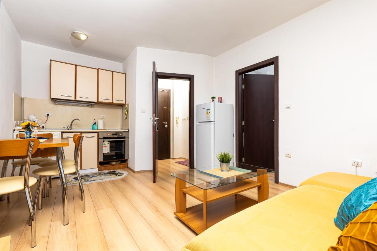 Lovely 1Bd Apartment Close To The Summer Theatre Plovdiv Exterior foto