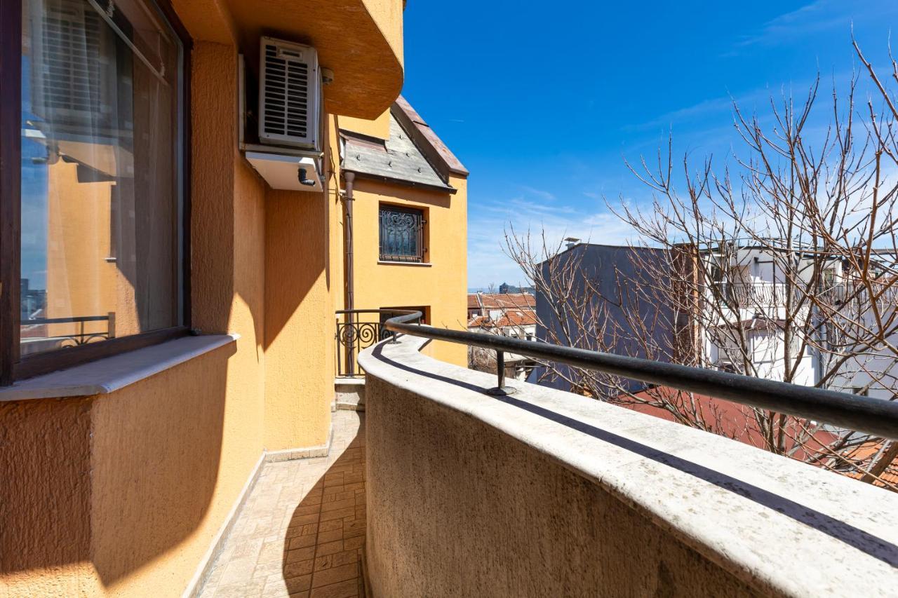 Lovely 1Bd Apartment Close To The Summer Theatre Plovdiv Exterior foto